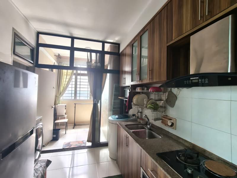 Condominium for Sale at The Sky Executive Suites - Jaz Lee - Kitchen - PropertyGuru.com.my