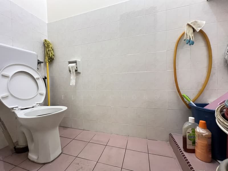 Terraced House for Sale in Ampang Jaya (Ampang) - Elly Chong - Bathroom - PropertyGuru.com.my