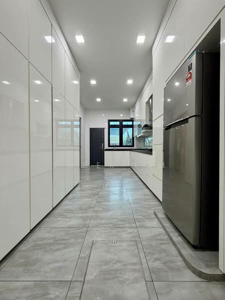 Opal @ Taman Mutiara Mas untuk Untuk Dijual - RM 1,500,000, Mac 2026 - Kitchen - PropertyGuru.com.my