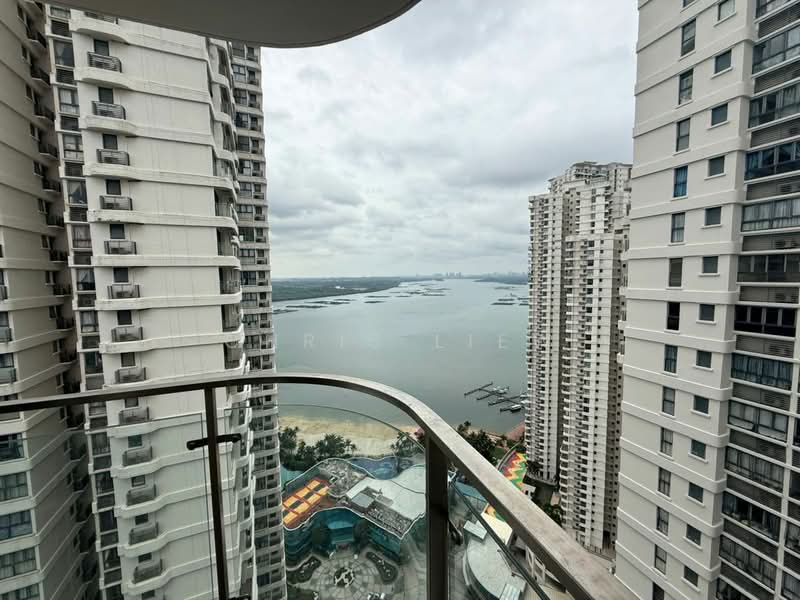 Amberside @ Country Garden Danga Bay untuk Untuk Disewa - RM 3,000 /bulan, Apr 2026 - Balcony - PropertyGuru.com.my