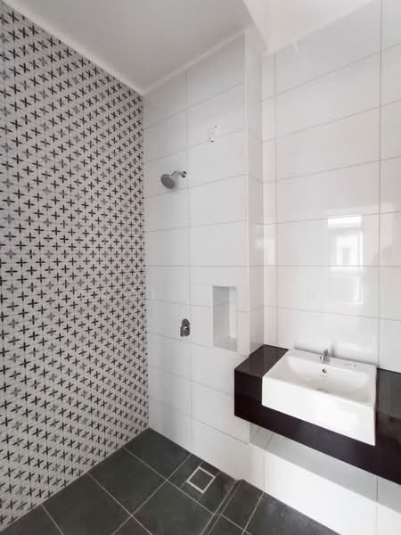 2-storey Terraced House for Rent in Kota Masai (Pasir Gudang) - Daniel Ling - Bathroom - PropertyGuru.com.my