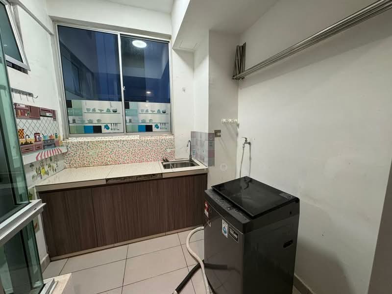 Midori Green (Pangsapuri Hijauan) untuk Untuk Disewa - RM 2,500 /bulan, Mac 2026 - Kitchen - PropertyGuru.com.my