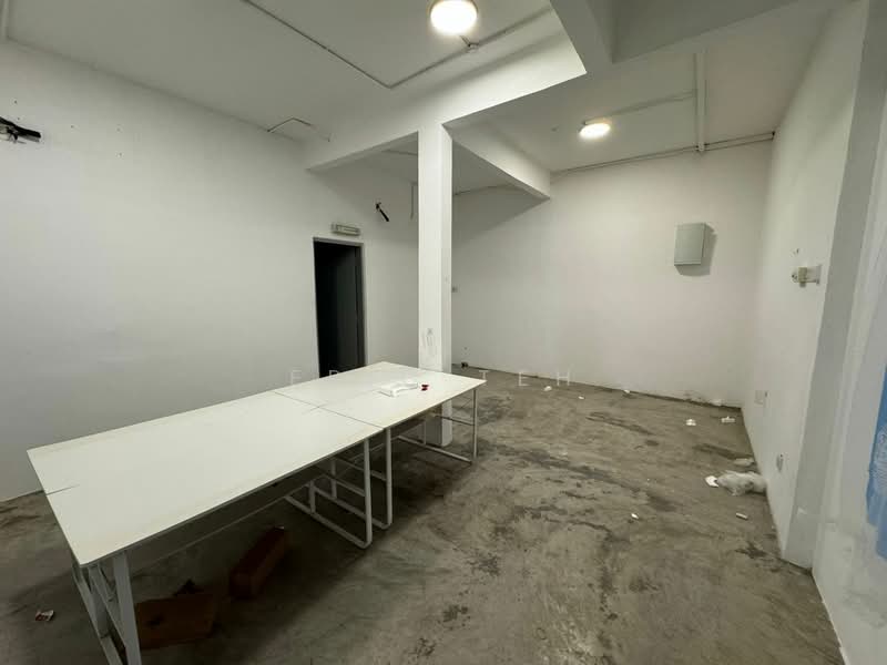 Office for Rent in Petaling Jaya (Selangor) - Eric Teh - Interior - PropertyGuru.com.my