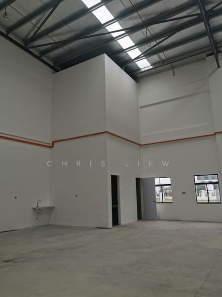 Detached Factory for Rent in Eco Business Park 2 Senai (Senai) - Chris Liew - Interior - PropertyGuru.com.my