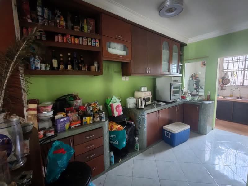 Taman Puteri Wangsa untuk Untuk Dijual - RM 450,000, Mac 2026 - Kitchen - PropertyGuru.com.my