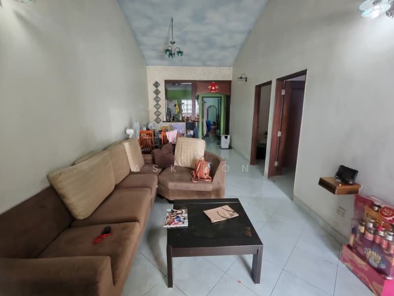 Taman Puteri Wangsa untuk Untuk Dijual - RM 450,000, Mac 2026 - Living Room - PropertyGuru.com.my
