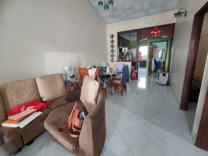 Taman Puteri Wangsa untuk Untuk Dijual - RM 450,000, Mac 2026 - Living Room - PropertyGuru.com.my