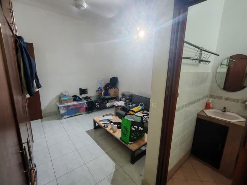 Taman Puteri Wangsa untuk Untuk Dijual - RM 450,000, Mac 2026 - Living Room - PropertyGuru.com.my