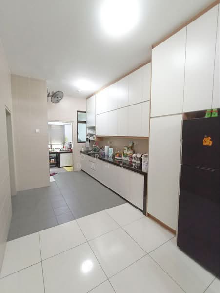 Bandar Bukit Raja Klang untuk Untuk Dijual - RM 810,000, Mac 2026 - Kitchen - PropertyGuru.com.my