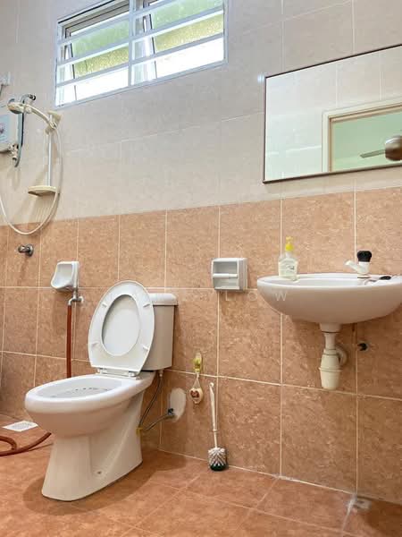 2-storey Terraced House for Rent in Balakong (Selangor) - Hanz Low - Bathroom - PropertyGuru.com.my