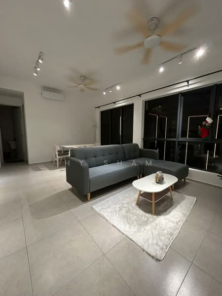 Condominium for Rent at EdgeWood Residences @ SkySanctuary - HY Sham - Living Room - PropertyGuru.com.my