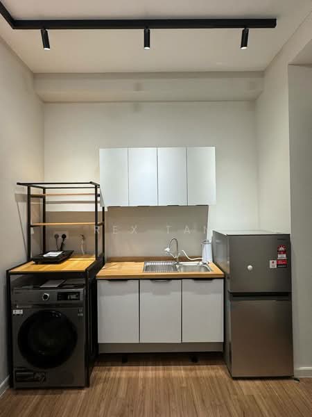 Servis Apartment untuk Disewa di Sunway Velocity TWO - Rex Tan - Kitchen - PropertyGuru.com.my