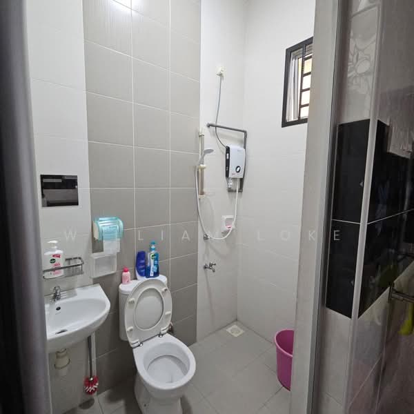 2-storey Terraced House for Sale in Nusa Sentral (Iskandar Puteri (Nusajaya)) - William Loke - Bathroom - PropertyGuru.com.my