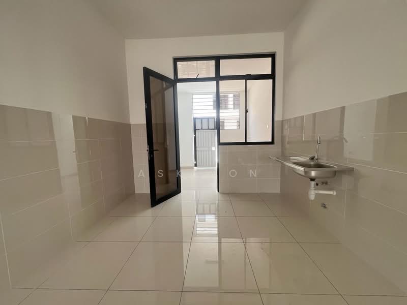 Eco Botanic untuk Untuk Disewa - RM 3,600 /bulan, Mac 2026 - Kitchen - PropertyGuru.com.my