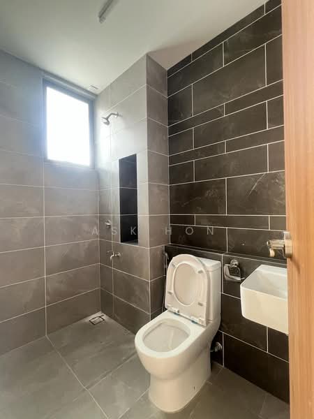 Eco Botanic untuk Untuk Disewa - RM 3,600 /bulan, Mac 2026 - Bathroom - PropertyGuru.com.my