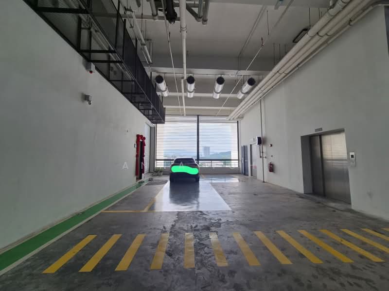Gudang untuk Dijual di Taman Sains Selangor (Kota Damansara) - Anna Toh - Car Park - PropertyGuru.com.my