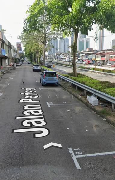 For Rent - Taman Tan Sri Yaacob ( Facing Main Road ) Shoplot ( Ground Floor )