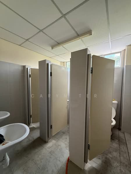 Detached Factory for Rent in Indahpura Industrial Park (Kulai) - Caryn Ter - Bathroom - PropertyGuru.com.my