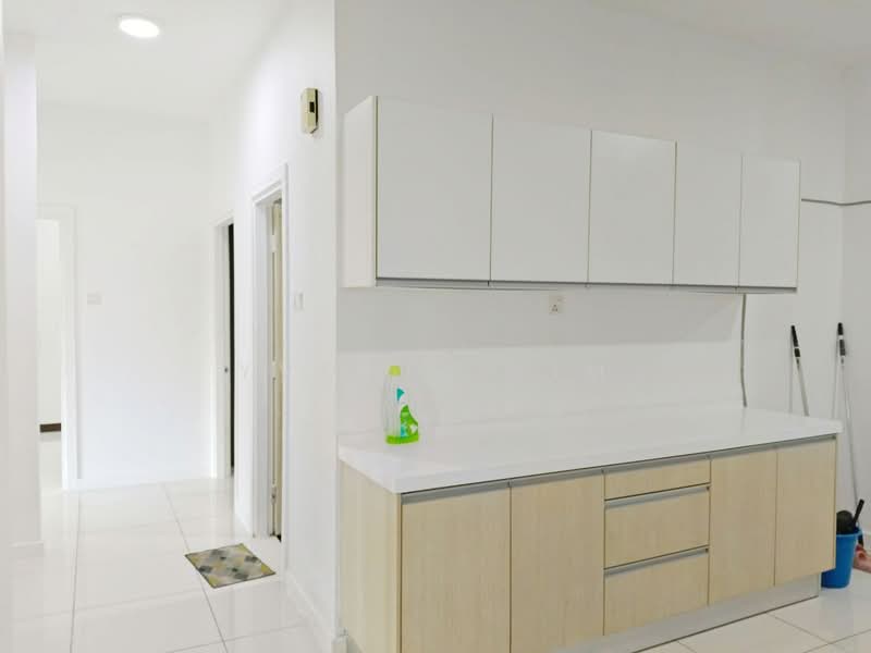 Service Residence for Sale at Epic Residence - Yvonne Lim - Corridor - PropertyGuru.com.my
