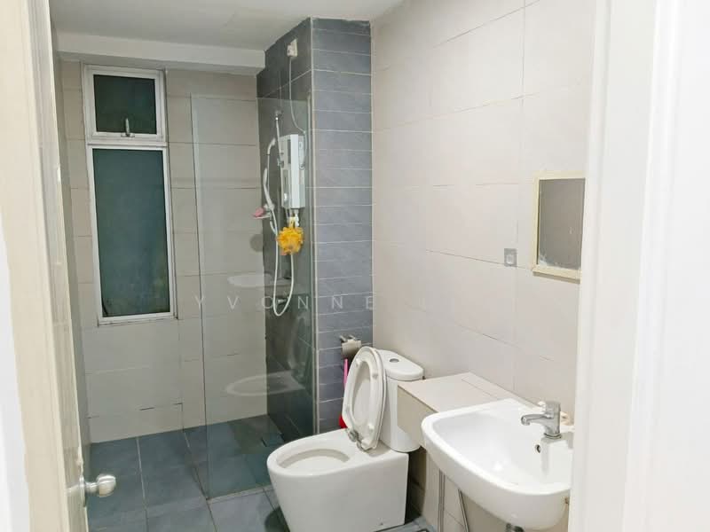 Service Residence for Sale at Epic Residence - Yvonne Lim - Bathroom - PropertyGuru.com.my