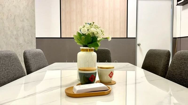 Service Residence for Rent at United Point (Residensi Berpadu) - Jin Hao - Dining Room - PropertyGuru.com.my