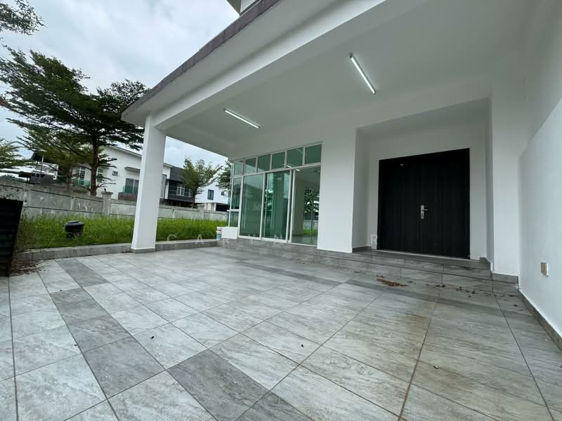 Mutiara Bestari 1 @ Mutiara Mas 2 Storey Cluster House ( Original / Corner Lot ) untuk Untuk Dijual - RM 1,300,000, Mac 2026 - Exterior - PropertyGuru.com.my