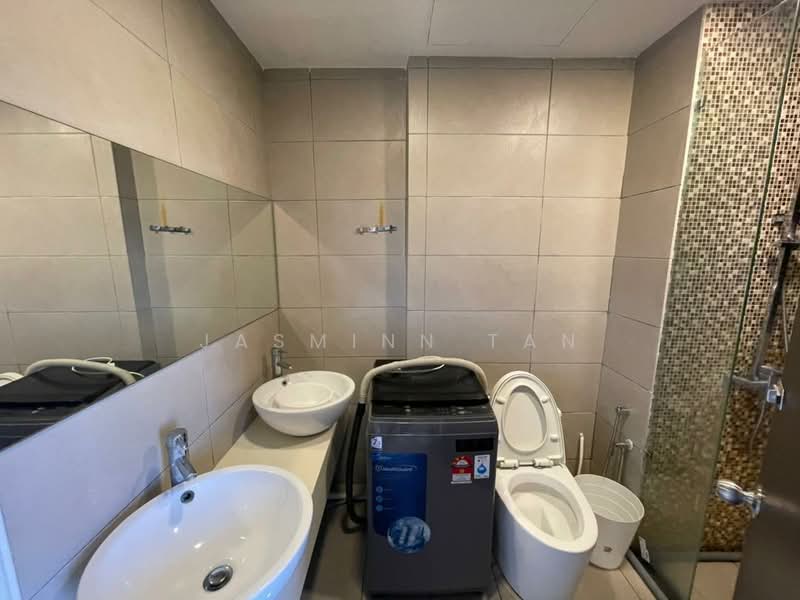 Service Residence for Rent at D'Latour - Jasminn Tan - Bathroom - PropertyGuru.com.my