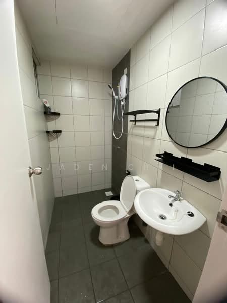 Vista Saujana untuk Untuk Disewa - RM 2,000 /bulan, Mac 2026 - Bathroom - PropertyGuru.com.my