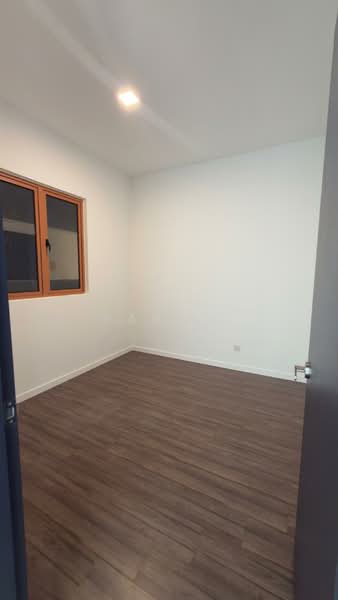 Service Residence for Sale at JRK Convena - Gary . - Interior - PropertyGuru.com.my