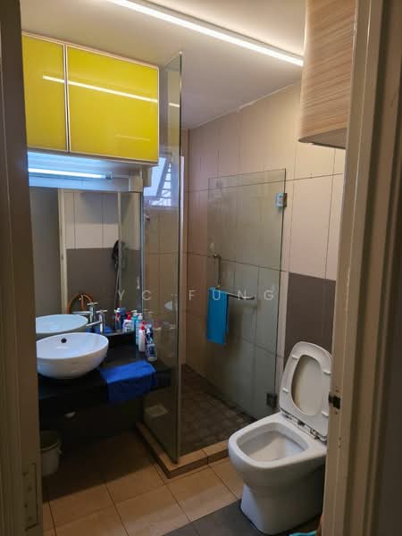 Larkin Residence (Phase Three) untuk Untuk Dijual - RM 450,000, Mac 2026 - Bathroom - PropertyGuru.com.my