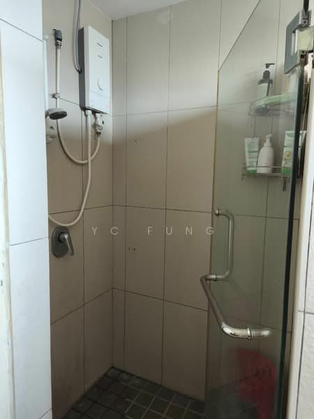 Larkin Residence (Phase Three) untuk Untuk Dijual - RM 450,000, Mac 2026 - Bathroom - PropertyGuru.com.my