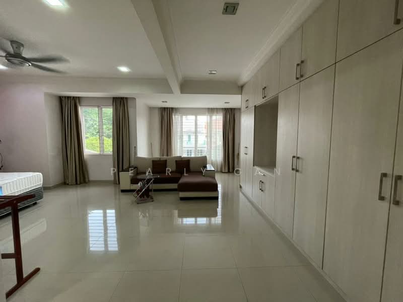 Usj 5 untuk Untuk Dijual - RM 1,390,000, Mac 2026 - Living Room - PropertyGuru.com.my