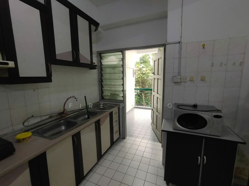 Condominium for Sale at Greenpark - Fire Phang - Kitchen - PropertyGuru.com.my