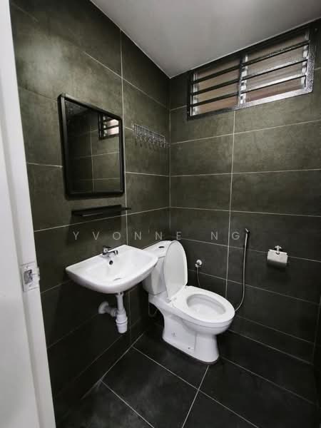 Midas @ Seri Alam untuk Untuk Disewa - RM 1,800 /bulan, Mac 2026 - Bathroom - PropertyGuru.com.my