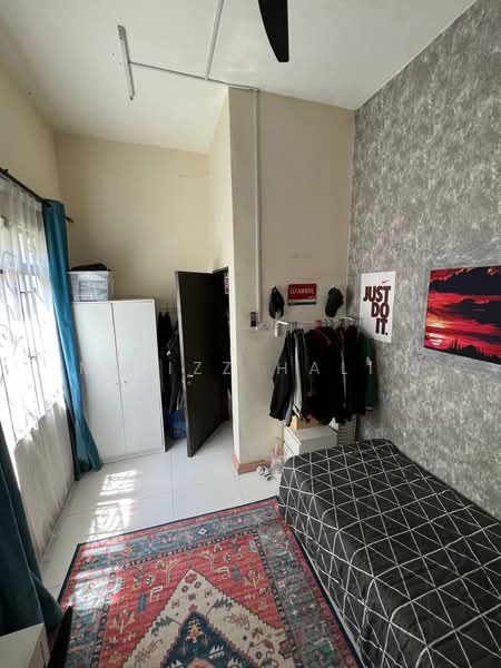 Semi-Detached House for Sale in Puncak Bangi (Bandar Baru Bangi) - Mu'izz Halim - Bedroom - PropertyGuru.com.my