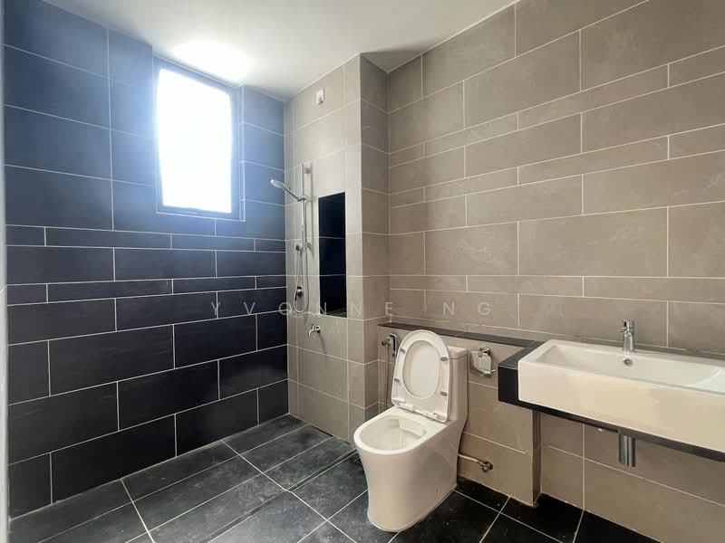 Eco Botanic untuk Untuk Disewa - RM 3,600 /bulan, Mac 2026 - Bathroom - PropertyGuru.com.my