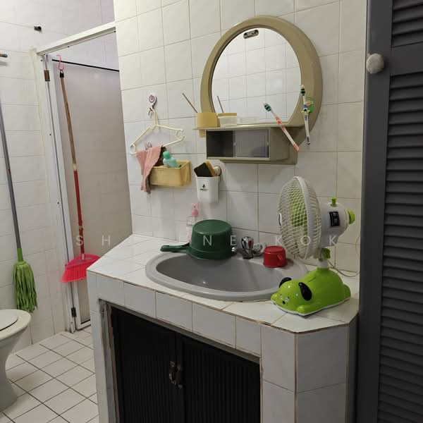 2-storey Terraced House for Sale in Taman BDC (Kuching) - Sherene Kok - Bathroom - PropertyGuru.com.my