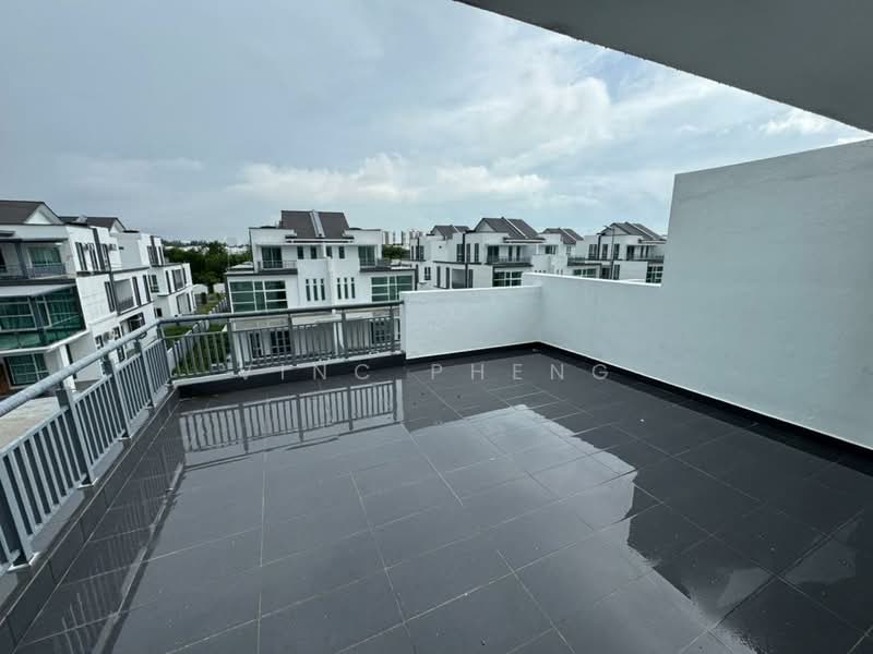 Semi-Detached House for Sale in Taman Klebang Utama (Klebang) - Vinc Pheng - Exterior - PropertyGuru.com.my