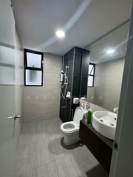 Admiral Residences untuk Untuk Disewa - RM 1,400 /bulan, Mac 2026 - Bathroom - PropertyGuru.com.my