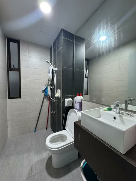 Admiral Residences untuk Untuk Disewa - RM 1,400 /bulan, Mac 2026 - Bathroom - PropertyGuru.com.my