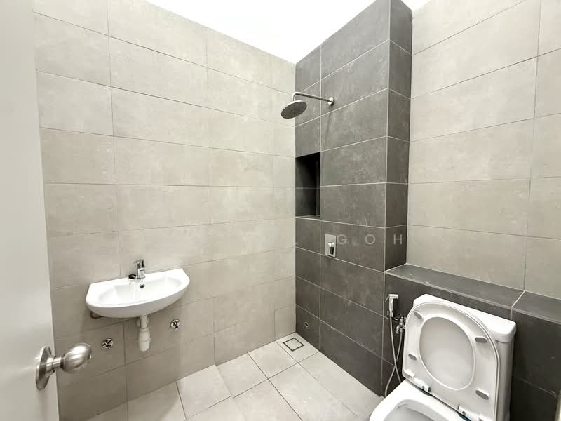 2-storey Terraced House for Rent in Setia Indah (Setia Alam) - GABRIEL GOH - Bathroom - PropertyGuru.com.my
