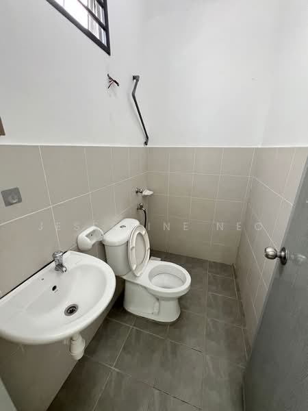 2.5-storey Terraced House for Sale in Senai (Johor) - Jesserine Neo - Bathroom - PropertyGuru.com.my