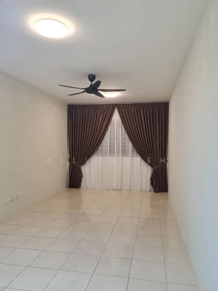 Platinum OUG Residence untuk Untuk Disewa - RM 1,550 /bulan, Mac 2026 - Living Room - PropertyGuru.com.my