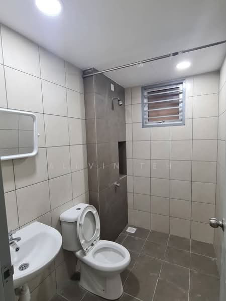 Platinum OUG Residence untuk Untuk Disewa - RM 1,550 /bulan, Mac 2026 - Bathroom - PropertyGuru.com.my