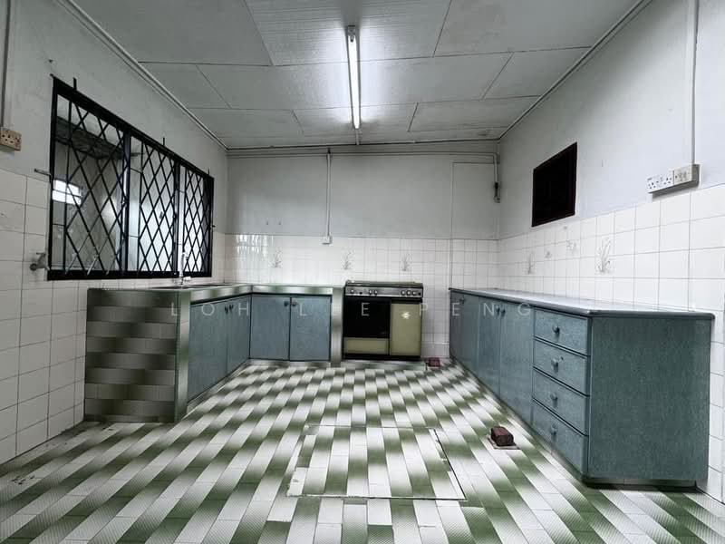 Taman Johor untuk Untuk Dijual - RM 508,000, Mac 2026 - Kitchen - PropertyGuru.com.my