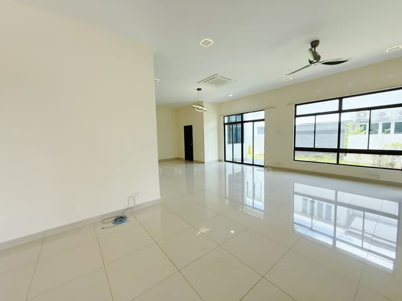 Cluster House for Rent in Taman Adda Heights (Tebrau) - Yvonne Ng - Living Room - PropertyGuru.com.my