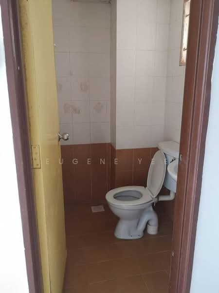 Apartment for Sale at Plaza Metro Prima - Eugene Yee - Bathroom - PropertyGuru.com.my