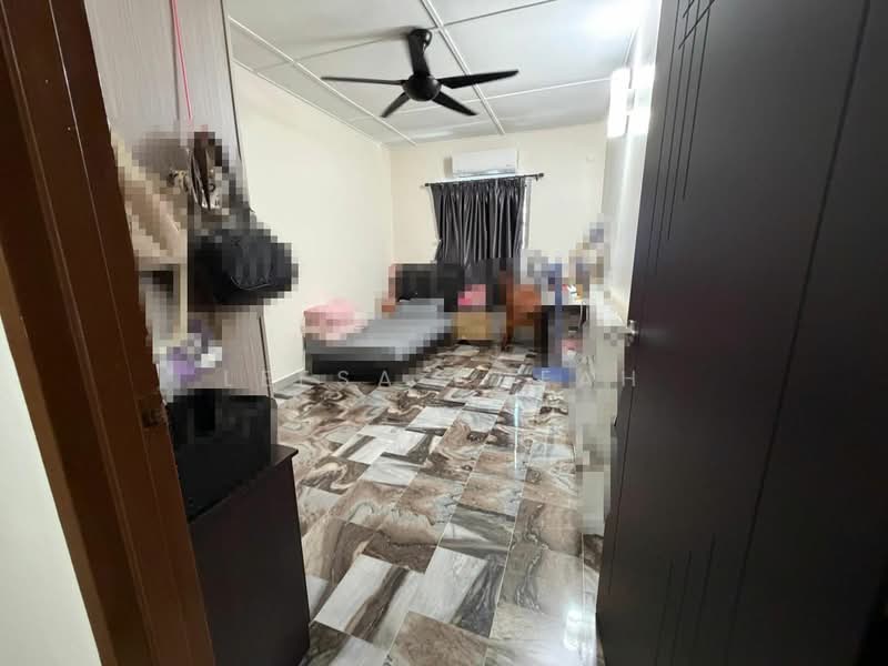 Taman Perkasa untuk Untuk Dijual - RM 778,000, Mac 2026 - Living Room - PropertyGuru.com.my