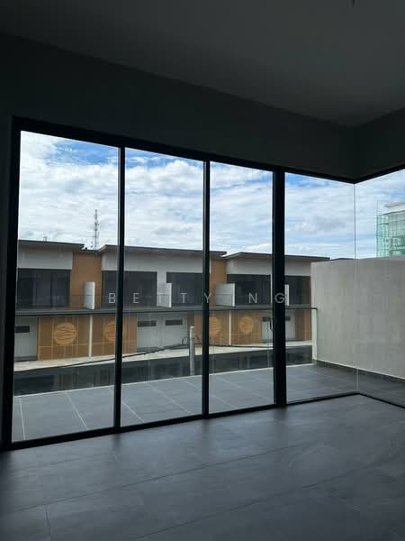 3-storey Terraced House for Sale in Kulai (Johor) - Betty Ng - PropertyGuru.com.my