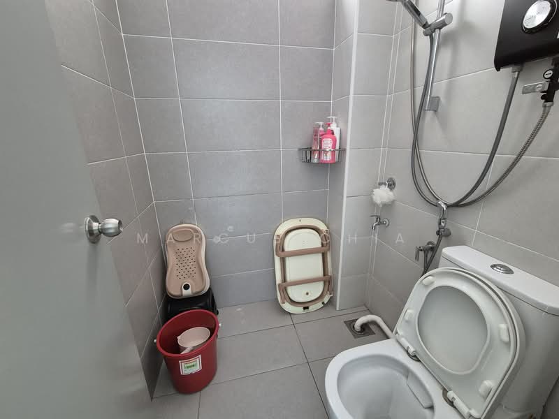 2-storey Terraced House for Sale in Taman Dato Onn (Johor Bahru) - Marcus Chia - Bathroom - PropertyGuru.com.my